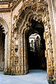 Il monastero di Batalha o convento de Santa Maria da Vitória. Portale della Cappella incompiuta.